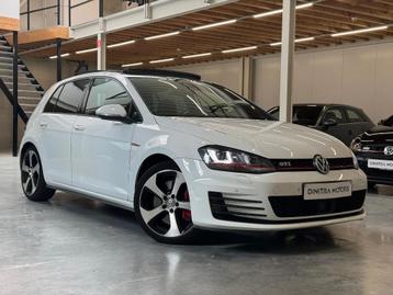 VOLKSWAGEN GOLF VII GTI - Ad.Cruise/Pano/Zetelvw beschikbaar voor biedingen