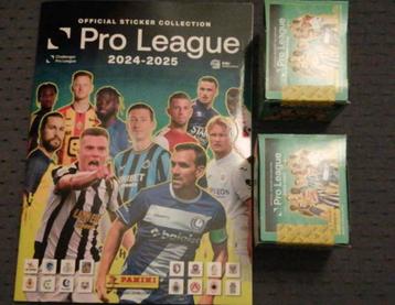 Panini pro league 2024/2025 leeg album+ 500 stickers beschikbaar voor biedingen