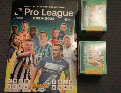 Panini pro league 2024/2025 leeg album+ 500 stickers, Hobby en Vrije tijd, Stickers en Plaatjes, Nieuw, Meerdere stickers, Ophalen of Verzenden