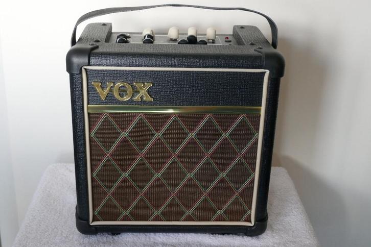 VOX Mini5 Rythm versterker, Muziek en Instrumenten, Versterkers | Bas en Gitaar, Zo goed als nieuw, Minder dan 50 watt, Ophalen