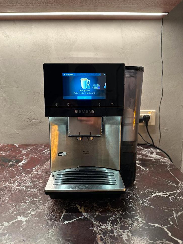 Siemens EQ700 Intégral, Electroménager, Cafetières, Comme neuf, Café en grains, Cafetière, Enlèvement