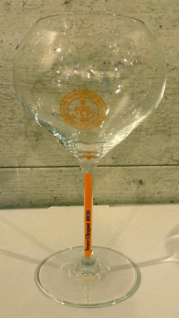 Champagne Veuve Clicquot, Glasses, New Rich Orange Stem, GLA, Verzamelen, Glas en Drinkglazen, Nieuw, Overige typen, Ophalen of Verzenden