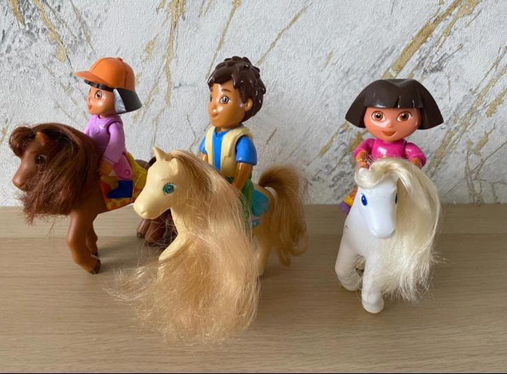 Dora Speelset met Paarden en Figuren, Kinderen en Baby's, Speelgoed | Poppen, Ophalen of Verzenden