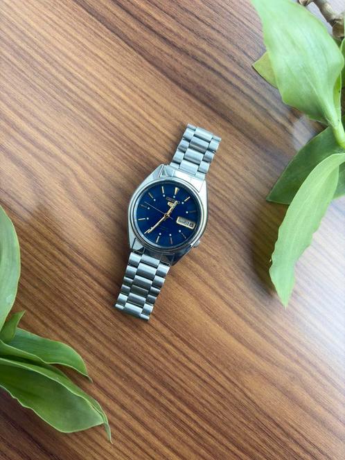 **Vintage Seiko 5 Automatisch Horloge – Midnight Blue**, Handtassen en Accessoires, Horloges | Heren, Zo goed als nieuw, Seiko