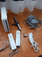 Wii Console met 6 Spelletjes, Utilisé, Enlèvement ou Envoi, Avec jeux, Avec 2 manettes