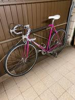 Stalen koersfiets roze, Ophalen