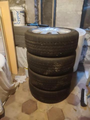 Pneus 225/55/R17, 94 H beschikbaar voor biedingen