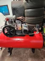 Compressor-300 l, Doe-het-zelf en Bouw, Compressors, Ophalen of Verzenden, Zo goed als nieuw