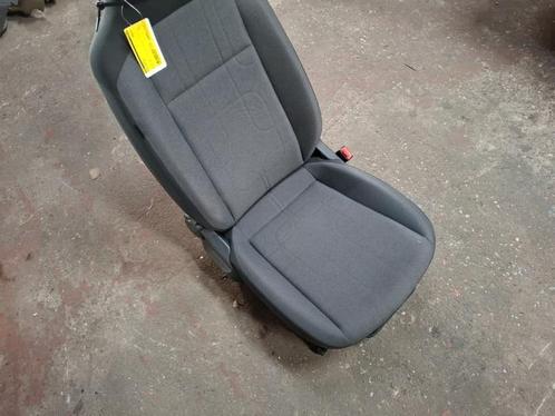 Stoel rechts van een Volkswagen UP, Auto-onderdelen, Interieur en Bekleding, Volkswagen, Gebruikt, 3 maanden garantie, Ophalen of Verzenden