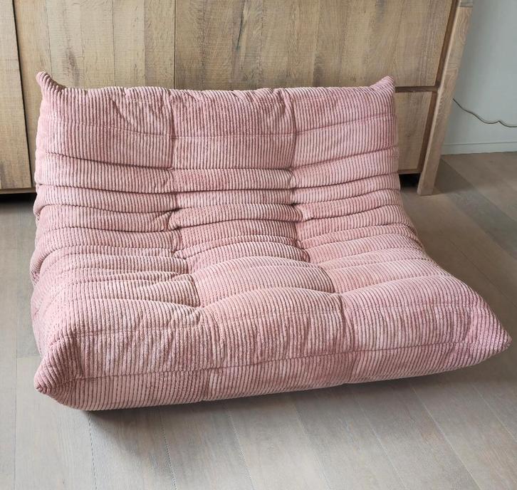 Togo ligne roset, Huis en Inrichting, Zetels | Zetels en Chaises Longues, Zo goed als nieuw, Tweepersoons, Stof, Ophalen