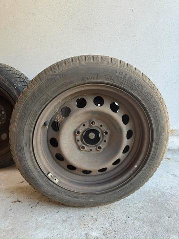 4 stalen velgen + Michelin banden.  beschikbaar voor biedingen