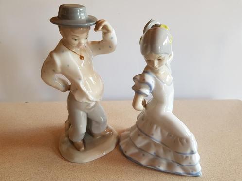 Set Spaanse dansers porselein Lladro, Nao; samen €15, Antiquités & Art, Antiquités | Porcelaine, Enlèvement ou Envoi