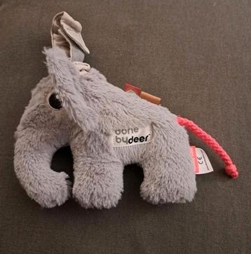Trilspeelgoed olifant Done by Deer beschikbaar voor biedingen