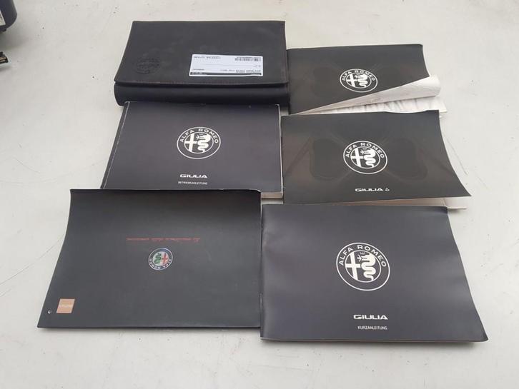 MANUEL UTILISATEUR Alfa Romeo Giulia (952) (01-2015/10-2022), Autos : Pièces & Accessoires, Autres pièces automobiles, Alfa Romeo