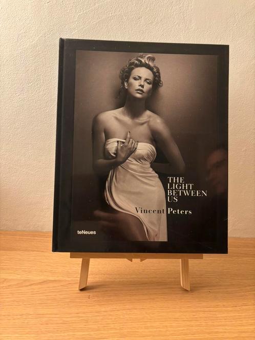 Vincent Peters - The Light Between Us Zeldzaam boek (nieuw), Boeken, Kunst en Cultuur | Fotografie en Design, Nieuw, Overige onderwerpen