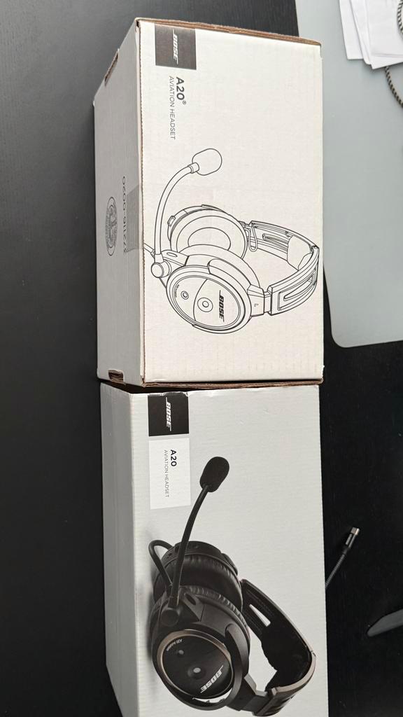 Casque d'aviation Bose A20, Informatique & Logiciels, Casques micro, Comme neuf, Over-ear, Filaire, Fonction muet du microphone
