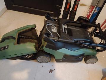 Bosch Elektrisch grasmachine - in goede staat. beschikbaar voor biedingen