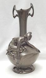 Art Nouveau Vaas met vrouwenfiguur., Ophalen of Verzenden