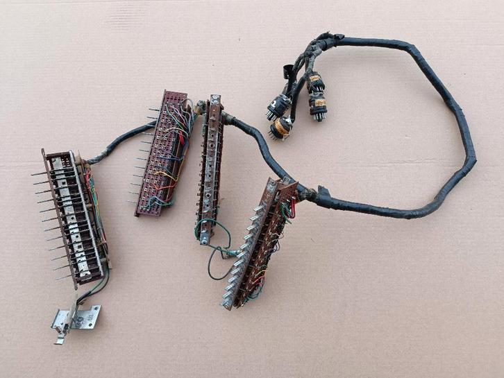 Toetsenbord Wurlitzer 1600 (1953) jukebox, Collections, Machines | Jukebox, Wurlitzer, Envoi