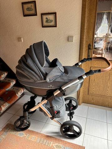 Prachtige Kinderwagen / buggy luxemerk Théophile & Patachou. beschikbaar voor biedingen