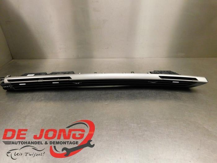 Grille aération tableau de bord d'un Peugeot 308, Autos : Pièces & Accessoires, Tableau de bord & Interrupteurs, Peugeot, Utilisé