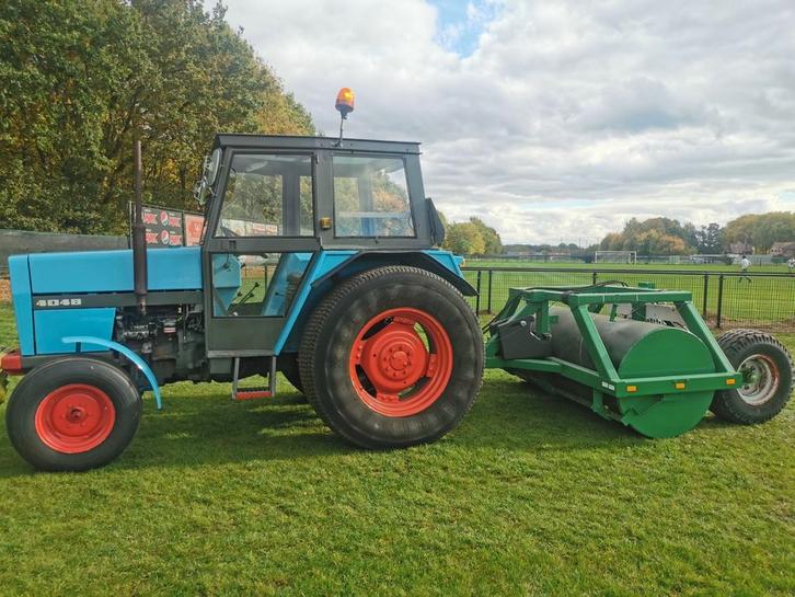 Eicher 4048 met materialen, Zakelijke goederen, Landbouw | Tractoren, Ophalen