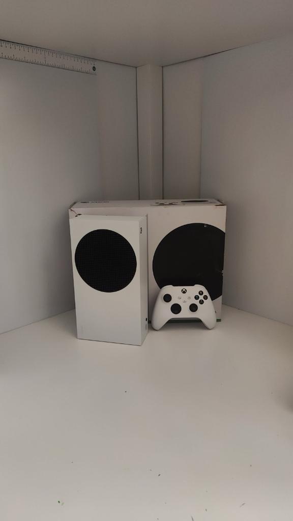 Xbox séries S a échanger ou à vendre, Games en Spelcomputers, Spelcomputers | Xbox Series X en S, Nieuw, Xbox Series S, Ophalen of Verzenden