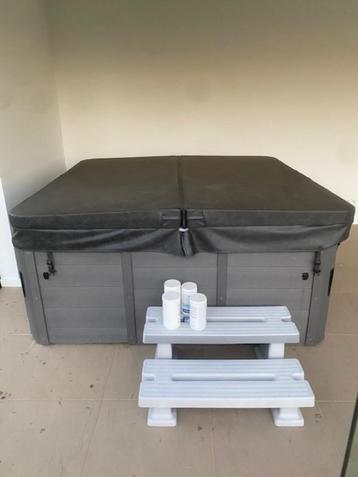 jacuzzi beschikbaar voor biedingen