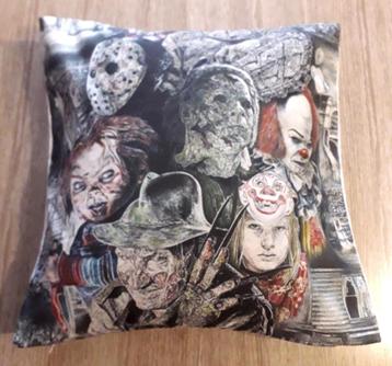 Coussin thème horreur : Chucky, Freddy, Halloween, etc... beschikbaar voor biedingen