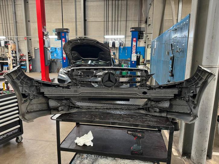 W212 voorbumper avantgard, Auto-onderdelen, Carrosserie, Bumper, Voor, Ophalen