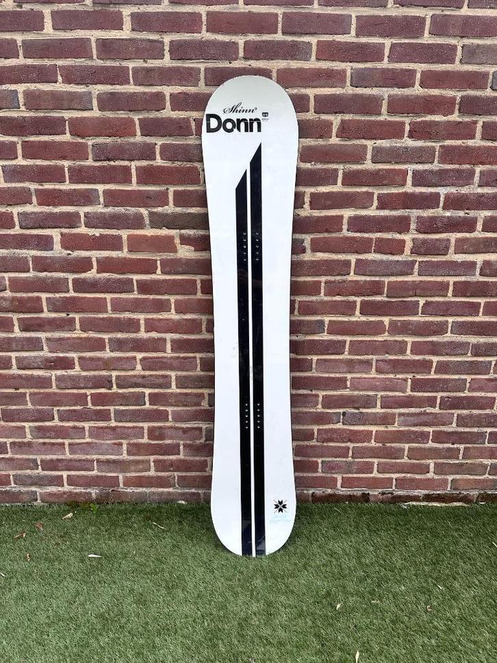 Snowboard – Shinn Donn 152 cm  Inclusief zak! Goede staat!, Sport en Fitness, Snowboarden, Gebruikt, Board, Ophalen