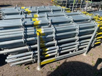 Staanders 2 en 3 meter Scafom - Doka als nieuw. beschikbaar voor biedingen