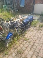 Suzuki rg50 voor onderdelen of opmaak, Fietsen en Brommers, Brommers | Oldtimers, 6 versnellingen, 49 cc, Klasse B (45 km/u), Ophalen