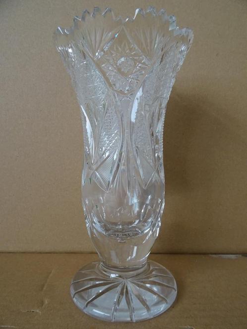 Vase Vase en cristal vase vintage Tchécoslovaquie 20cm 1960, Maison & Meubles, Accessoires pour la Maison | Vases, Utilisé, Autres couleurs