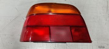 Achterlicht  links BMW 5 Serie E39 sedan  8358031 beschikbaar voor biedingen