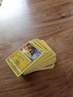 50 normale pokémonkaarten waaronder 5 trainer cards, Zo goed als nieuw, Ophalen, Meerdere kaarten