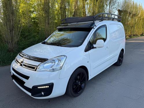 Citroen berlingo 1.6hdi 2017* Navi/Auto!*Slechts 106.000km, Auto's, Bestelwagens en Lichte vracht, Particulier, Zetelverwarming