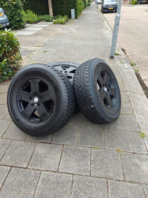 origineel mopar 18", Auto-onderdelen, Banden en Velgen, Band(en), All Season, 18 inch, 255 mm, Ophalen