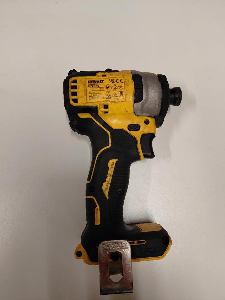 Dewalt Accu slagschroevendraaier DCF809, Doe-het-zelf en Bouw, Gereedschapskisten, Gebruikt, Ophalen