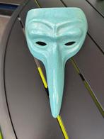 Uniek masker, Ophalen