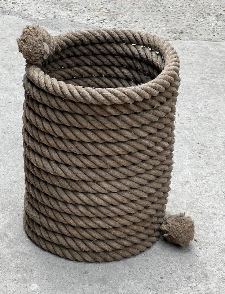 Original WWII Heavy-Duty Rope 4 cm Thick – 20 Meters Long, Verzamelen, Militaria | Tweede Wereldoorlog, Landmacht, Ophalen of Verzenden
