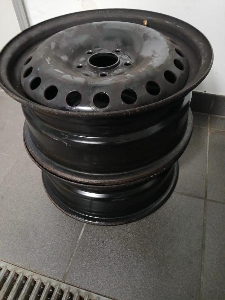 16 inch stalen velgen-slechts 25 euro per stuk, Auto-onderdelen, Banden en Velgen, Velg(en), Winterbanden, 16 inch, Ophalen