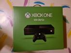 Xbox One 500gb met controller, kabels, boekjes in nieuwstaat, Met 1 controller, Met harde schijf, 500 GB, Xbox One