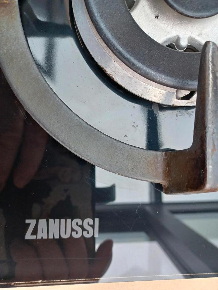 GASFORNUIS, Elektronische apparatuur, Fornuizen, Zo goed als nieuw, Inbouw, Gas, 4 kookzones, Ophalen