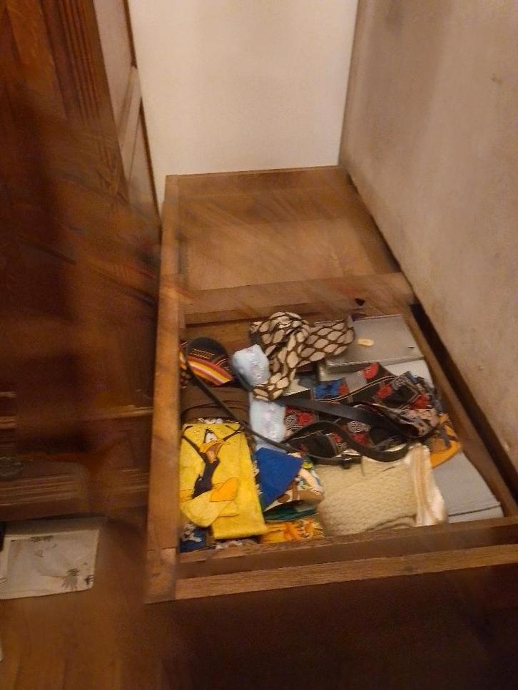 Eiken commode slaapkamer, Huis en Inrichting, Slaapkamer | Complete slaapkamers, Gebruikt, Ophalen