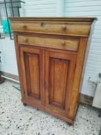 Oude antieke kast, Antiek en Kunst, Ophalen