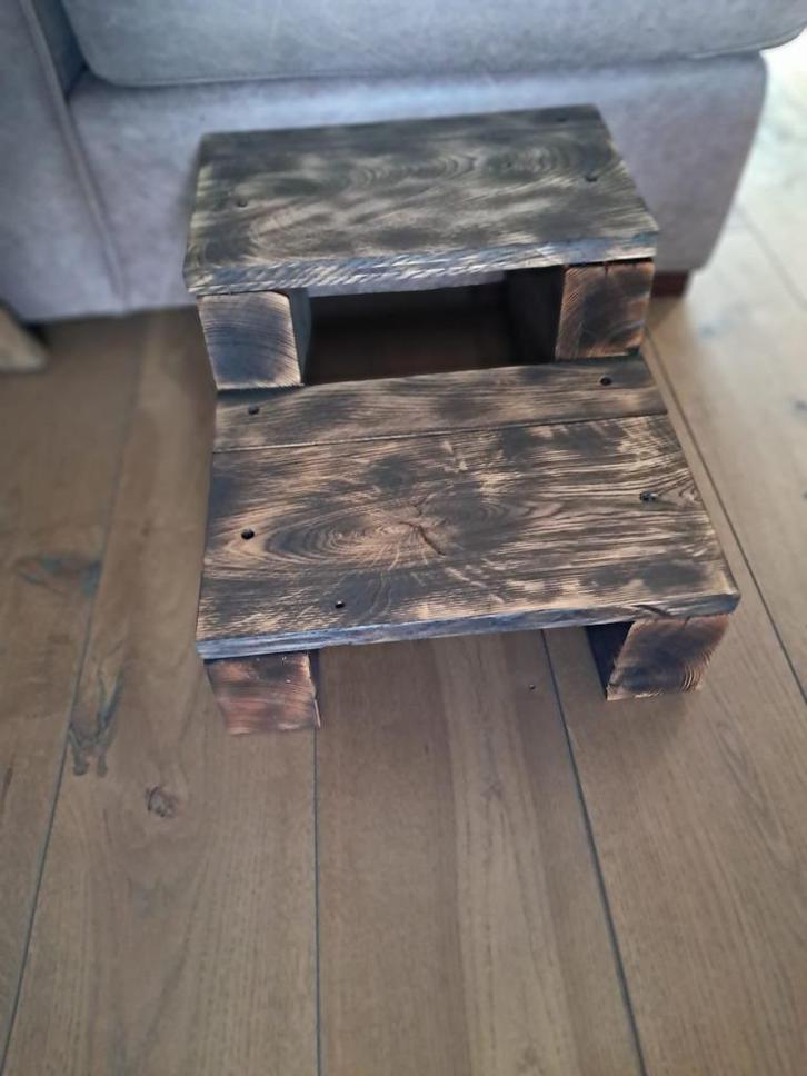 NIEUW Houten huisdieren trap / L. 50 x Br 38 x H. 26cm, Dieren en Toebehoren, Honden-accessoires, Nieuw, Ophalen
