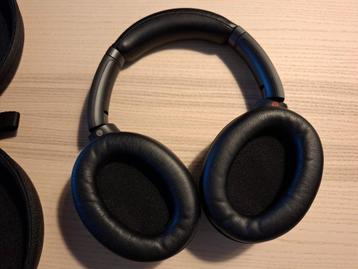 Sony WH-1000XM3 zwart beschikbaar voor biedingen