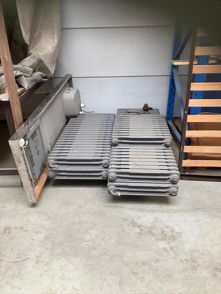 Gietijzeren radiatoren, Doe-het-zelf en Bouw, Verwarming en Radiatoren, Gebruikt, Radiator, 800 watt of meer, 30 tot 80 cm, 150 cm of meer