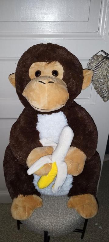 Divers peluche singe  disponible aux enchères